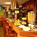 La Colina 4*