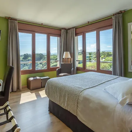 Hotel La Colina 4*