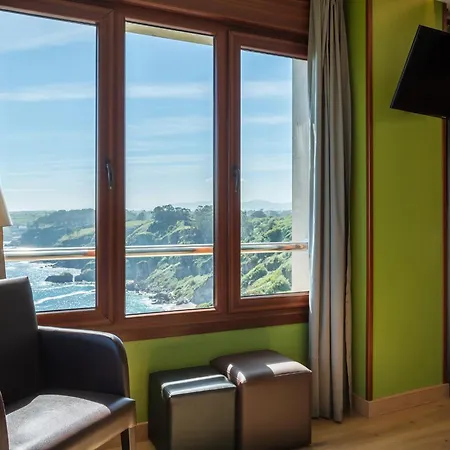 Hotel La Colina