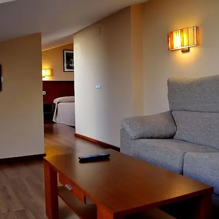 La Colina Hotel