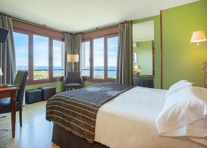 Ξενοδοχείο La Colina Χιχόν